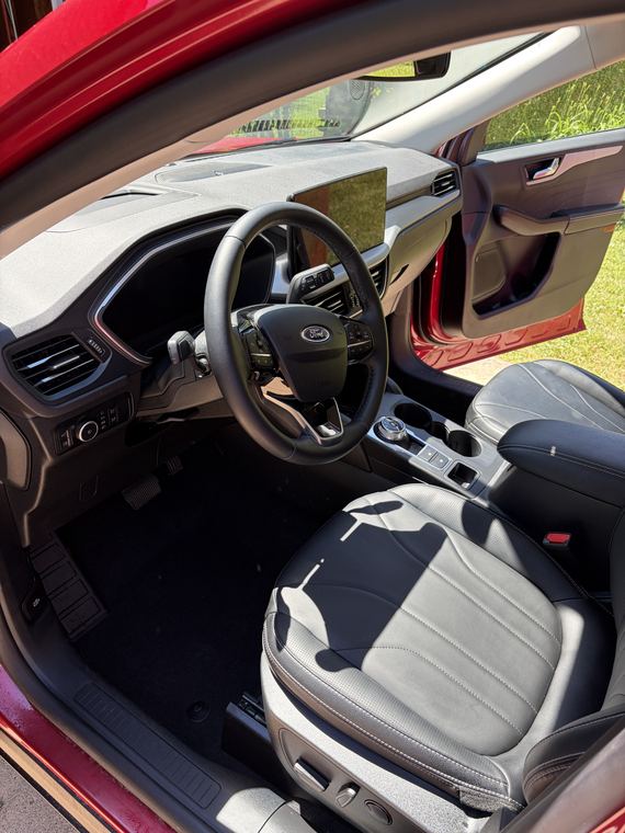 Ford Escape, front seats after detailing by Aero Detailing, South Lyon MI
